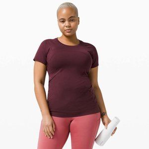 NWT Lululemon Swiftly Tech Short-Sleeve 2.0 Cassis
